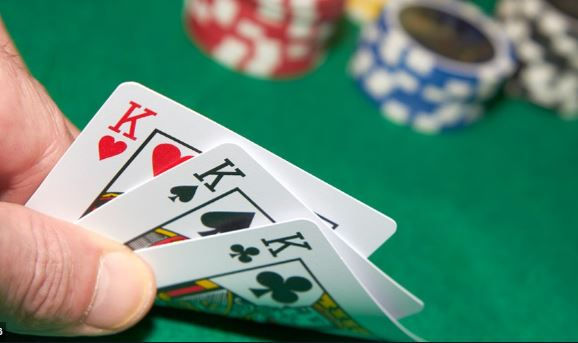 Luật Chơi Poker A-Z: Từ Cơ Bản Đến Nâng Cao Tại I9BET